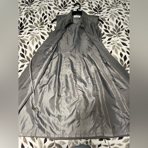 Calvin Klein belted button up dress. - Picture 3 of 13